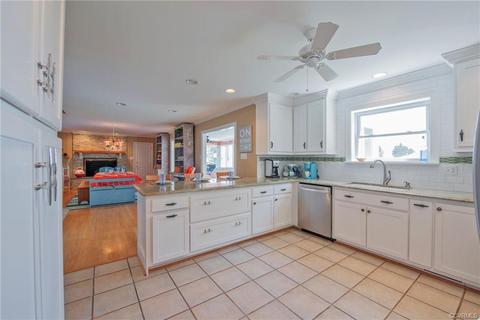 104 Pine Crest Cir, Deltaville, VA 23043 photo 9