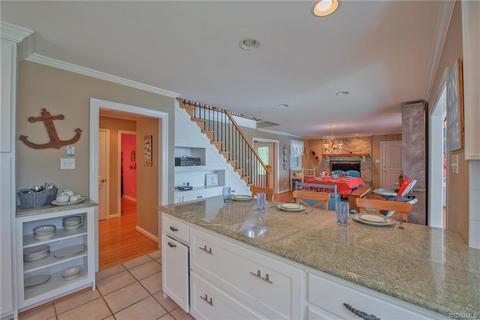 104 Pine Crest Cir, Deltaville, VA 23043 photo 12