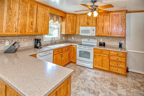 115 Deer Path Rd, Williamsburg, VA 23188 photo 10