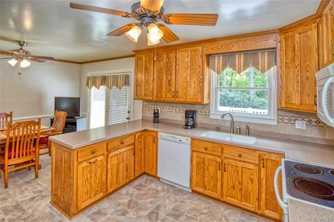 115 Deer Path Rd, Williamsburg, VA 23188 photo 11