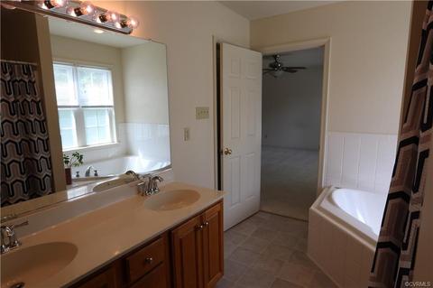 12033 Beaver Spring Ct, Midlothian, VA 23112 photo 24