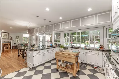 10280 Berkeley Manor Dr, Mechanicsville, VA 23116 photo 8