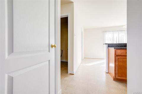 2103 Cornwall Ct, Aylett, VA 23009 photo 9