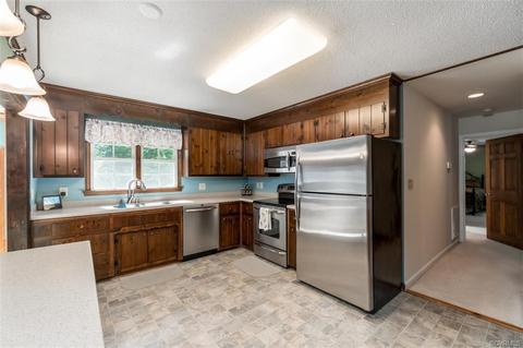 5406 Midway Dr, Sutherland, VA 23885 photo 9