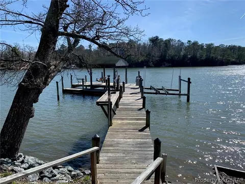 628 Millers Rd, Topping, VA 23169 photo 21
