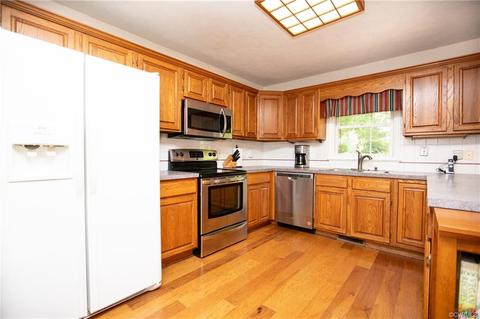 1046 Shadow Peak Rd, Forest, VA 24551 photo 15