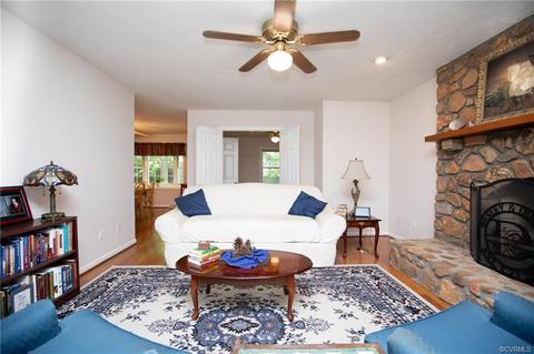 1046 Shadow Peak Rd, Forest, VA 24551 photo 10