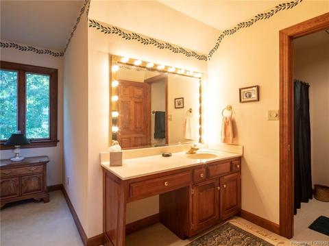 8461 Freewelcome Ln, Dutton, VA 23050 photo 25
