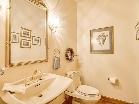8461 Freewelcome Ln, Dutton, VA 23050 photo 19
