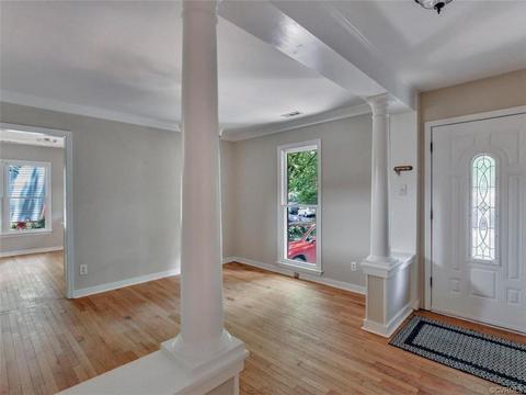 5904 Mill Spring Rd, Midlothian, VA 23112 photo 3
