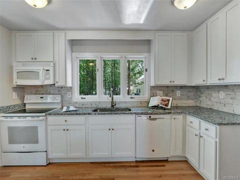 5904 Mill Spring Rd, Midlothian, VA 23112 photo 8