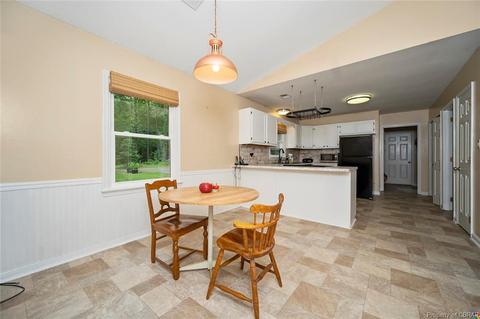6510 Jenkins Ln, Gloucester, VA 23061 photo 14