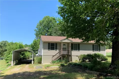 20004 Hope Dr, Sutherland, VA 23885 photo 3