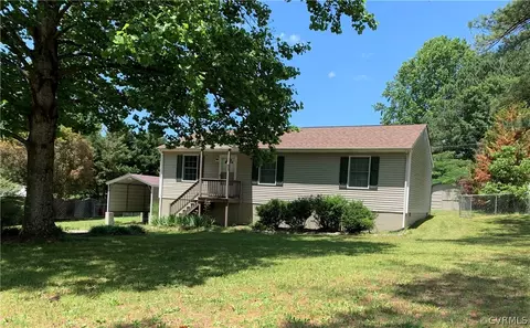 20004 Hope Dr, Sutherland, VA 23885 photo 2