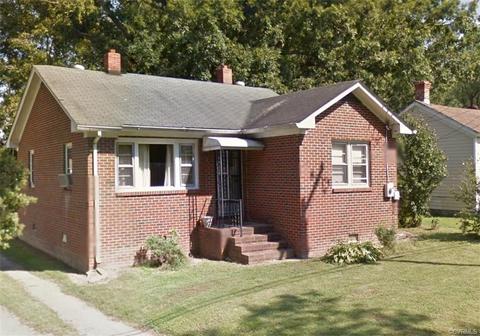 121 Pine St, Wakefield, VA 23888 photo 1