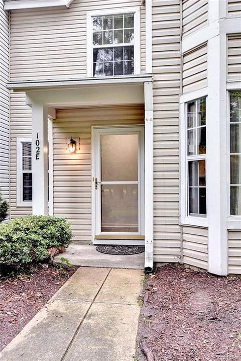 102 Windsor Ln #E, Williamsburg, VA 23185 photo 3