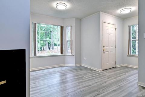 102 Windsor Ln #E, Williamsburg, VA 23185 photo 4