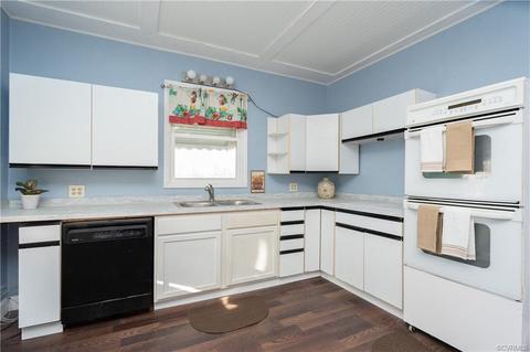 331 4th St, West Point, VA 23181 photo 8