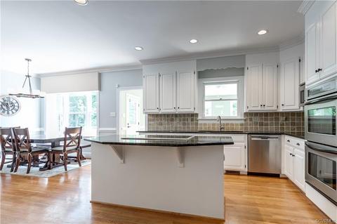 14511 Leafield Dr, Midlothian, VA 23113 photo 9