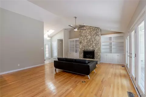 2920 Summerhurst Dr, Midlothian, VA 23113 photo 13