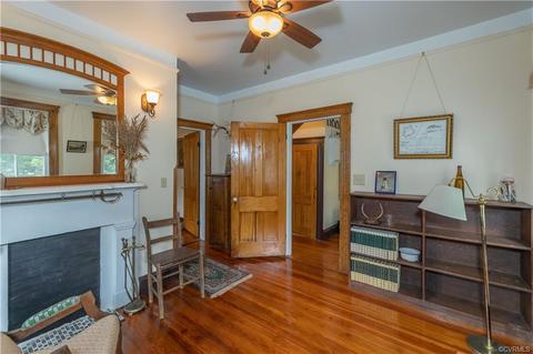 136 Whiting St, Hampton, VA 23669 photo 9