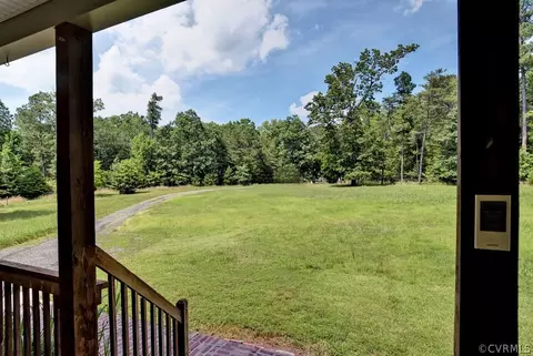 4700 Hidden Ln, Lanexa, VA 23089 photo 4