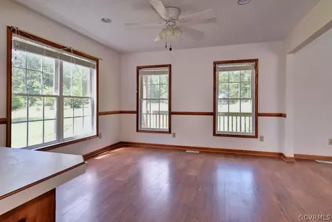 4700 Hidden Ln, Lanexa, VA 23089 photo 13