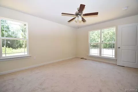 407 E Williamsburg Rd, Sandston, VA 23150 photo 8