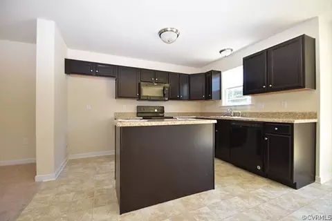 407 E Williamsburg Rd, Sandston, VA 23150 photo 4