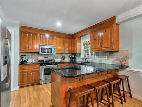 12912 Queensgate Rd, Midlothian, VA 23114 photo 3