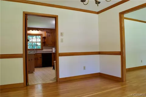 9501 Trails End Rd, Midlothian, VA 23112 photo 7