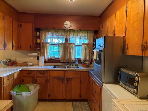 704 E 6th Ave, Kenbridge, VA 23944 photo 8