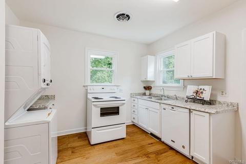 1201 Salisbury Dr, Midlothian, VA 23113 photo 11