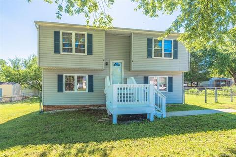 7443 Grapeleaf Dr, North Chesterfield, VA 23234 photo 2