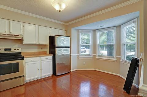 1 Corwin Cir, Hampton, VA 23666 photo 12