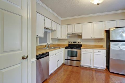 1 Corwin Cir, Hampton, VA 23666 photo 10