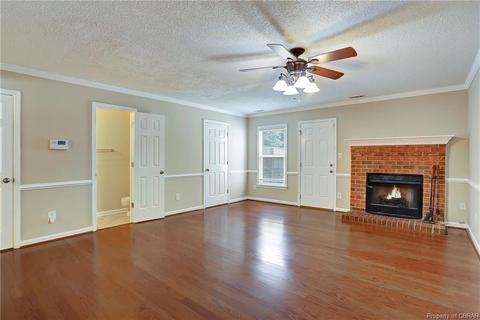 1 Corwin Cir, Hampton, VA 23666 photo 8