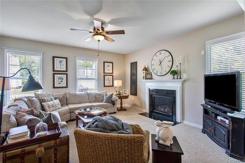 218 Wallingham Dr, Midlothian, VA 23114 photo 8