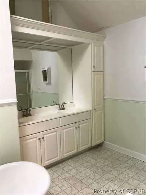 5873 Crockett Ln, Gloucester, VA 23061 photo 14