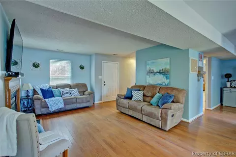 6761 Amanda Ct, Gloucester, VA 23061 photo 7
