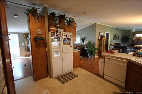 161 Jenkins Neck Rd, Dutton, VA 23050 photo 19