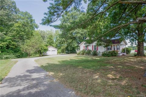 19824 Halifax Rd, Carson, VA 23830 photo 2