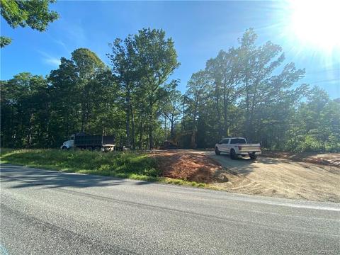 3673 Three Chopt Rd, Gum Spring, VA 23065 photo 2