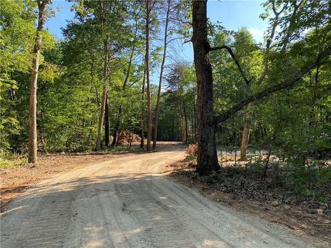3673 Three Chopt Rd, Gum Spring, VA 23065 photo 3