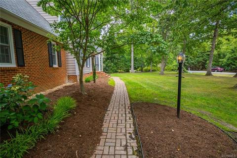 2600 Chartstone Dr, Midlothian, VA 23113 photo 2
