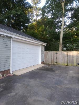 9279 E Wenlock Dr, Mechanicsville, VA 23116 photo 4