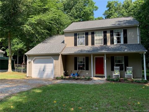 8382 Kitchener Dr, Gloucester, VA 23061 photo 1