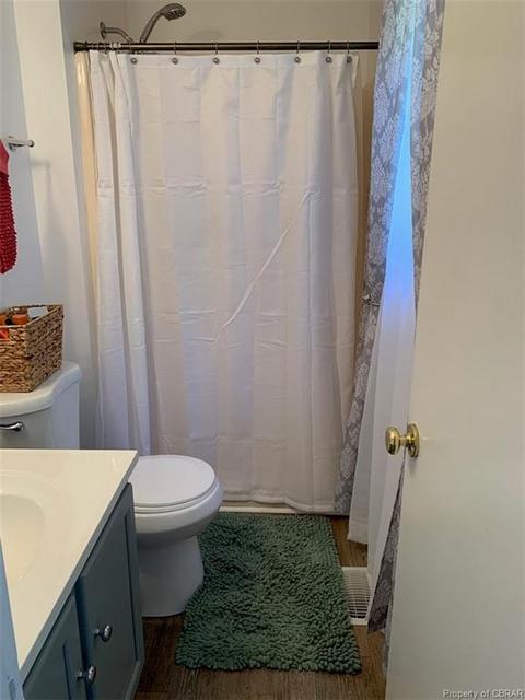 8382 Kitchener Dr, Gloucester, VA 23061 photo 14
