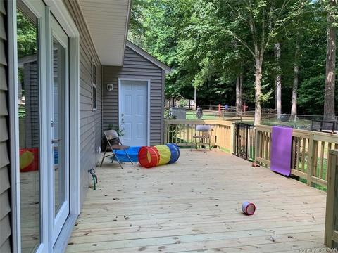 8382 Kitchener Dr, Gloucester, VA 23061 photo 19