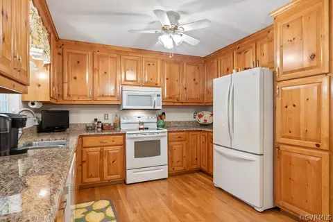 319 Dylan Dr, Aylett, VA 23009 photo 11